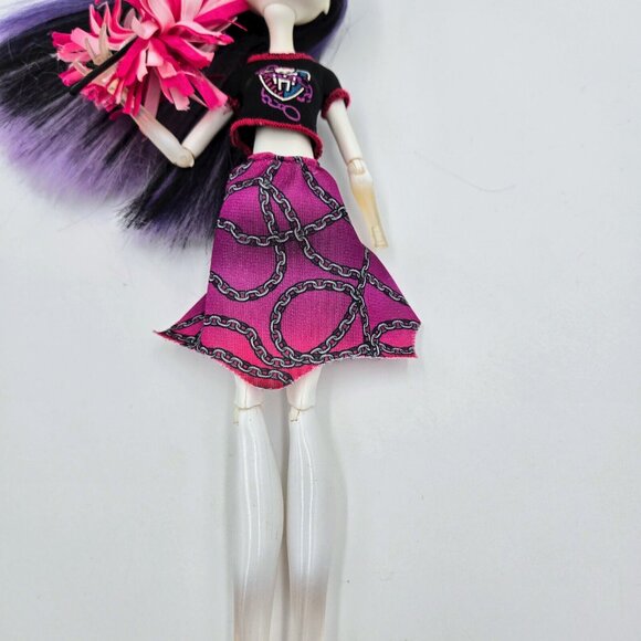 Monster High Ghoul Spirit Spectra Vondergeist Doll Mattel 2010 Read - Picture 13 of 16